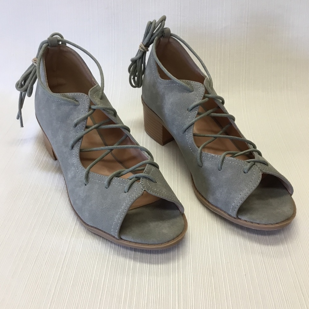 JC Penny Gray Suede Looking Low Heels.